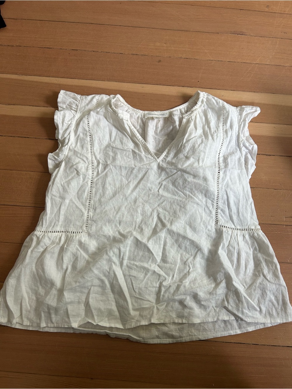 Treasure & Bond White V-Neck Peplum Top with Ruffle Cap Sleeves